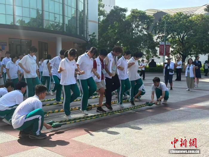 实时比分更新，洞悉比赛全局。 - 华体会